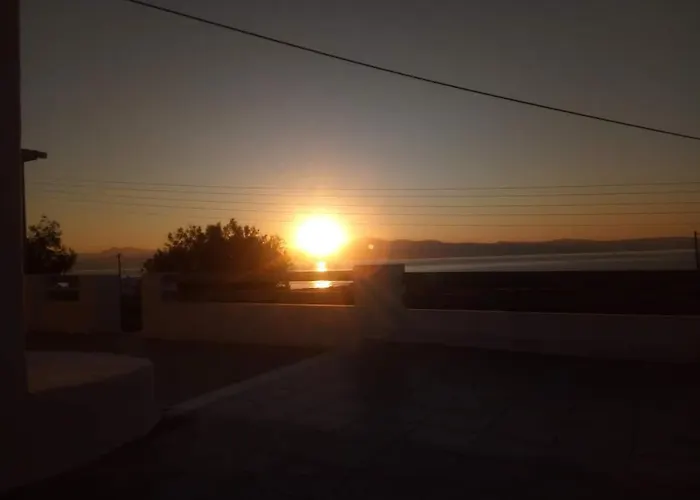 Meltemi 1 * Nea Cryssi Akti