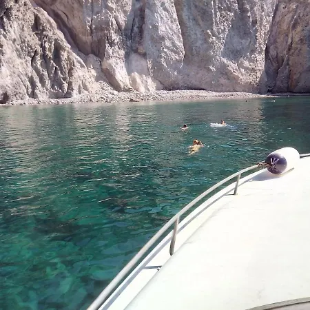 Διαμέρισμα Meltemi 1 *